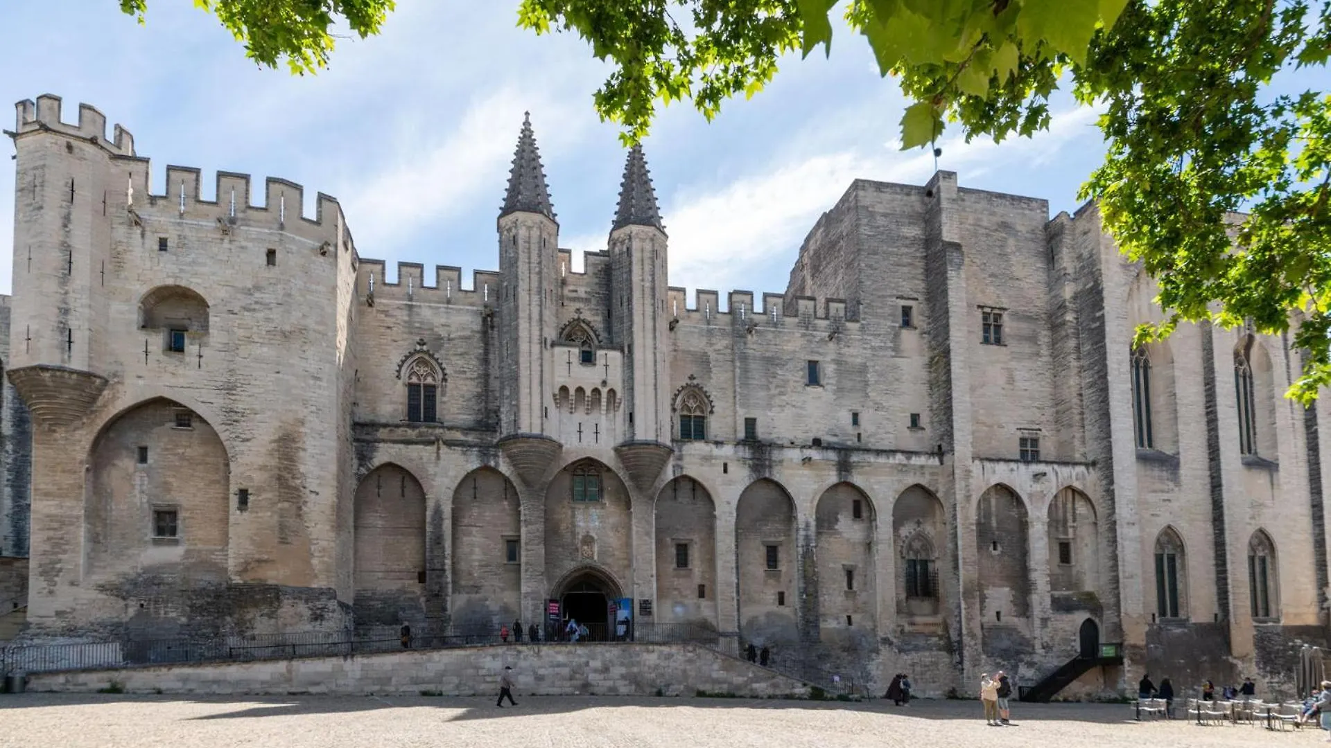 Bien D'Exception En Face Du Palais Des Papes Lejlighed Avignon